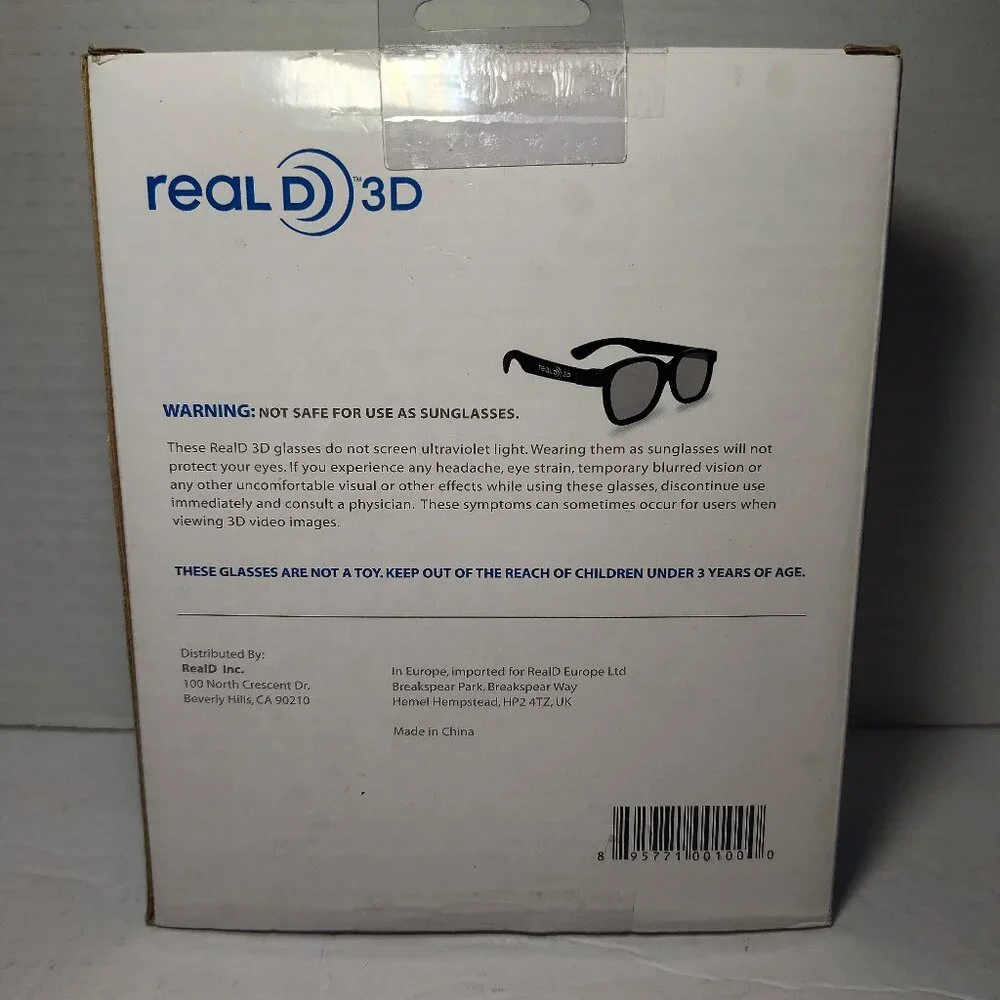 Real D 3D 4 Pair Glasses For Use With Compatible 3D TV Monitors And Laptops NEW